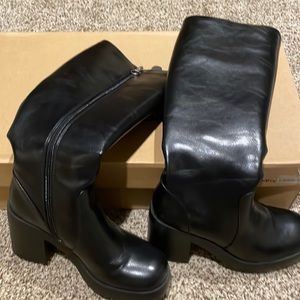 Chinese Laundry Go Girl Smooth Boots, Black